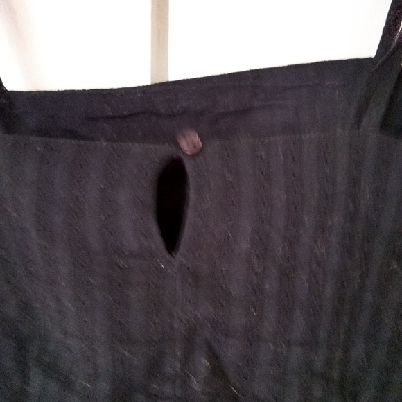 3/$30 AE tie crop top - Picture 6 of 6